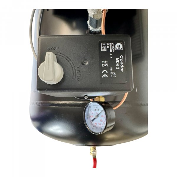 Kolbenkompressor mit Stern-Dreieckschaltung, 500 l Kessel, 7,5 kW, 10 bar, 1400 l/min Ansaugleistung