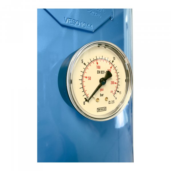 11 bar Druckluftbehälter, 500L stehend, inkl. Armaturen