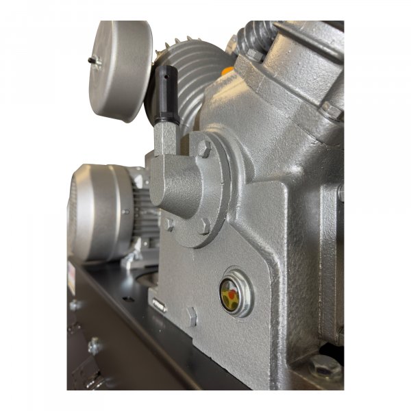 Kolbenkompressor 500 l, 7,5 kW, 10 bar, 1400 l/min Ansaugleistung